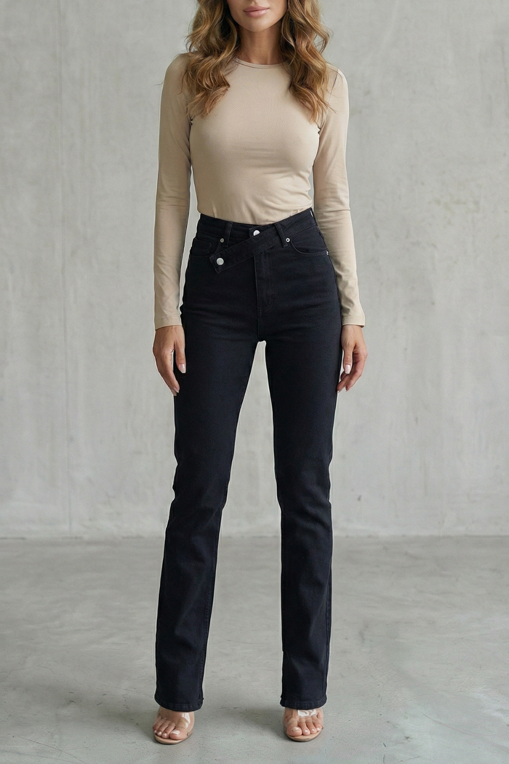 Women's Straight Leg Jeans – The Vivandelle, view 5