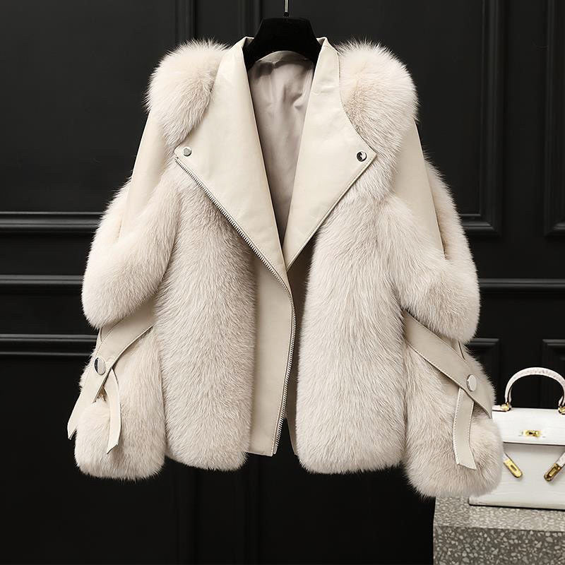 Women's Faux Fur Leather Jacket in light brown – The Aureline detail view 1